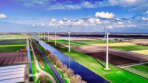 Moderne windmolens Noord holland