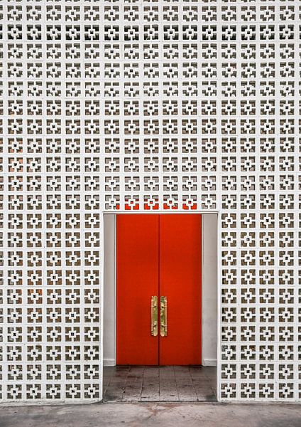 Porte orange vif par Shot by Clint