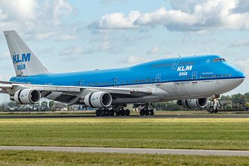 KLM Boeing 747-400 City of Paramaribo.