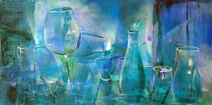 Party: bottles, jugs and glasses in blue and turquoise