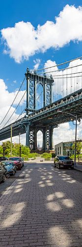 NEW YORK CITY Manhattan Bridge by Melanie Viola