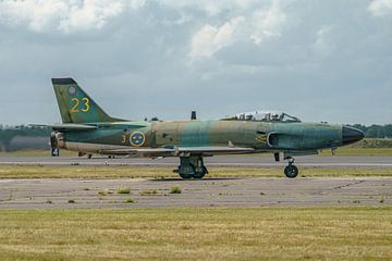 Historischer Flug der schwedischen Luftwaffe Saab J32B Lansen. von Jaap van den Berg