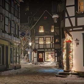 Monschau in Christmas spirit by Eus Driessen