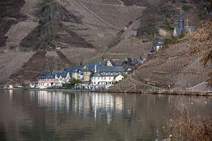 Beilstein aan de Moezel van Jim van Iterson