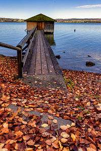 Herbst am Bootshaus , Kochelsee in Oberbayern