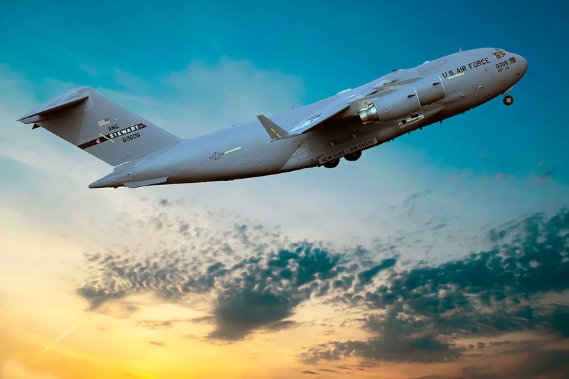 Boeing C-17 Globemaster III by Gert Hilbink