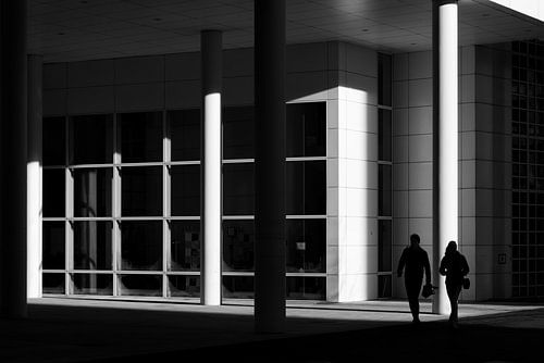 Silhouettes on The Hague's Turfmarkt