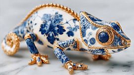 chameleon / iguana in delft blue and gold on a white marble background by Gelissen Artworks