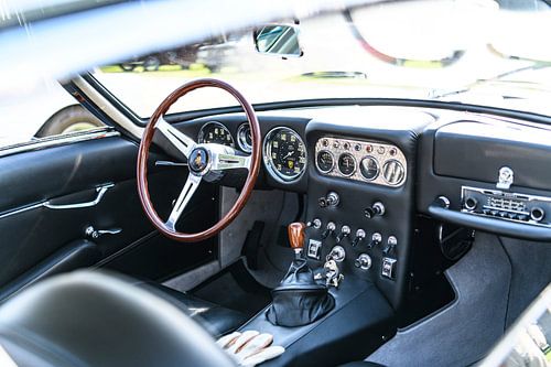 Lamborghini 350 GT klassieke Italiaanse sportwagen interieur