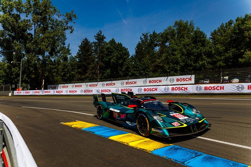 Aston Martin Valkyrie, 24 hours of Le Mans, 2025 by Rick Kiewiet