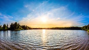 Sommenuntergang am See