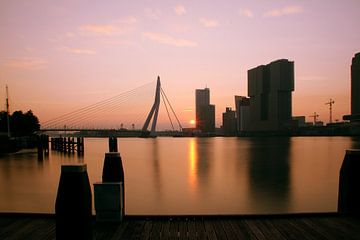 Sunrise over Rotterdam van Marcel Moonen @ MMC Artworks
