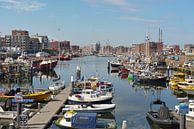Scheveningen Harbour by Georges Hoeberechts thumbnail