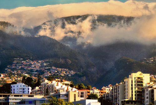 Funchal, stad in de wolken 2