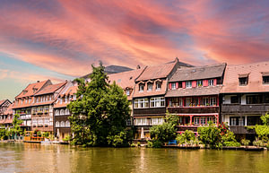 Blick auf die Fischerhäuser in Klein-Venedig Bamberg, Bayern