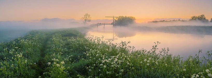 Panoramic sunrise at Schildjer Tilbat, De Paauwen, Groningen by Henk Meijer Photography