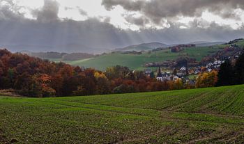 Warme Herbstfarben und Fachwerkhäuser - Sauerland - Deutschland