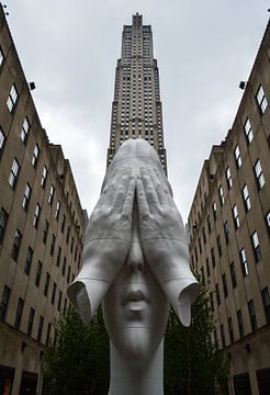 Sculptuur van Jaume Plensa van Marlies Reimering