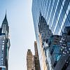 chrysler building in New York in spiegelbeeld van Eric van Nieuwland