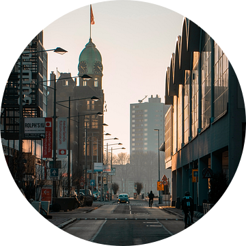 Fietsen door Manhattan aan de Maas van Marcel Kool