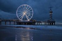 Scheveningen pier reuzenrad avond