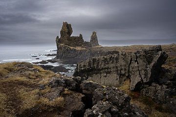 Londrangar Basalt Cliffs van Christiaan Van eijk