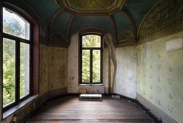 Verlassenes Schloss. von Roman Robroek – Fotos verlassener Gebäude
