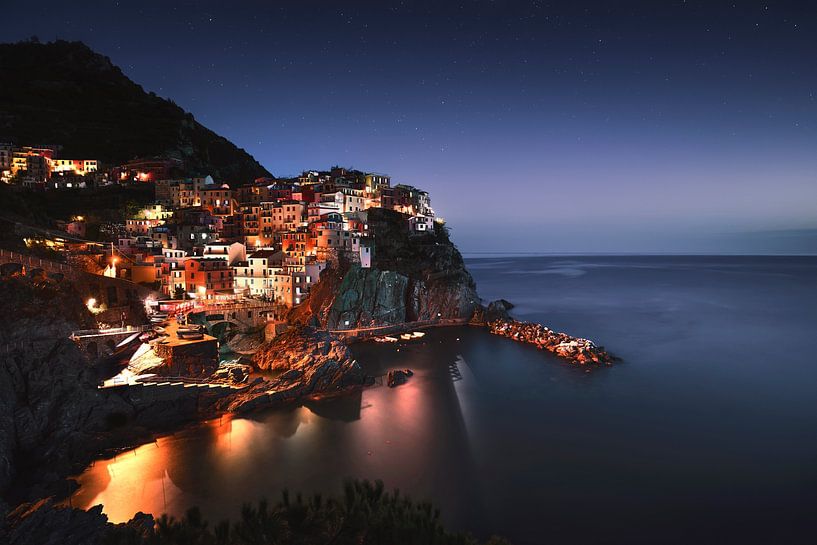 Sterrennacht boven Manarola. Cinque Terre van Stefano Orazzini