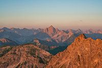 Eerste zonlicht op de Hochvogel - zonsopgang