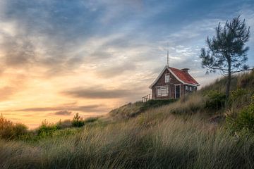 Signal box. by Marco Lok