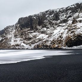 Black beach of Vik Reynisfjara by Danny Leij