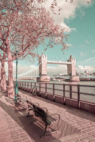 LONDON Thames Riverside & Tower Bridge | urban vintage style by Melanie Viola