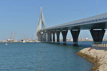 Baai van Cádiz met Puente de la Pepa van Silva Wischeropp