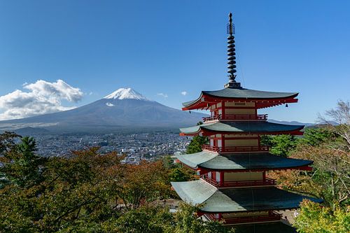 Mount Fuji und Chureito Pagoda in Kawaguchi