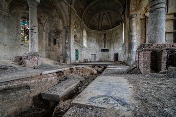 Abandoned church - urbex by LostInDecay