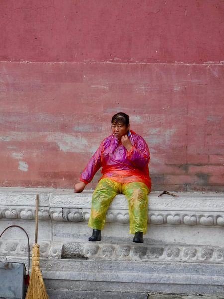 Chinese schoonmaakster in de Verboden Stad par Sylvia Bastiaansen