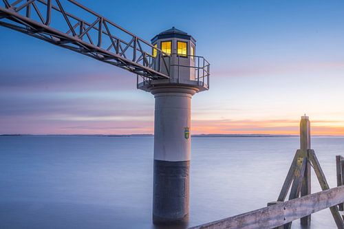Zonsopkomst bij de vuurtoren van Oostmahorn