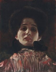 Gustav Klimt - Dame en face mit plisiertem Kleid (circa 1898)