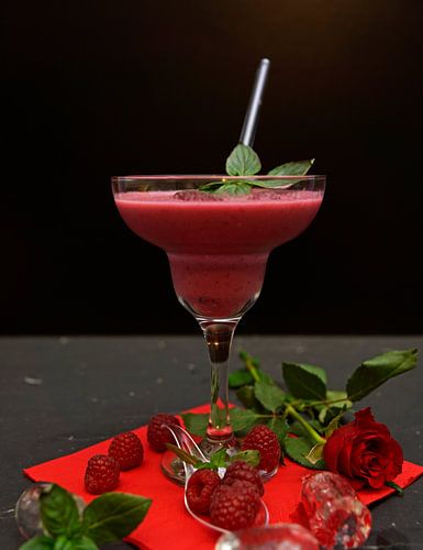 ananas-frambozen-yoghurtcocktail met rum