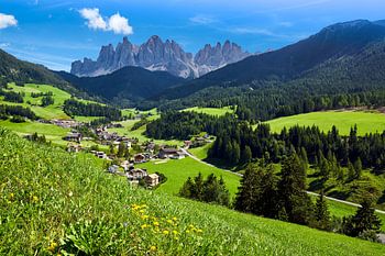 Villnösstal mit Geislerspitzen