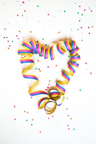 Confetti slinger 