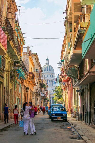 On the streets of Havana by Patricia Hofmeester