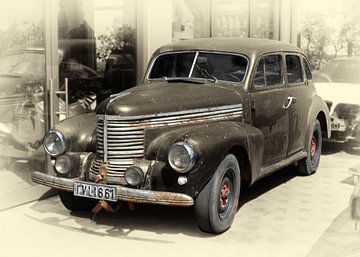 Opel Kapitän (vooroorlogs model) van aRi F. Huber