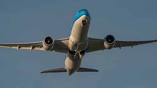 Un Boeing 787 Dreamliner de KLM décolle de Schiphol.