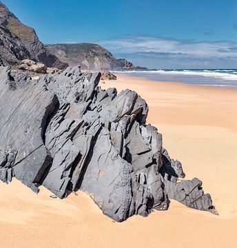 Praia do Castelejo, Vila do Pisbo, Algarve, Portugal van Rene van der Meer