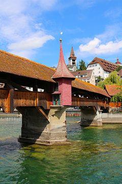 Speuerbrug in Luzern, Zwitserland van Ines Porada