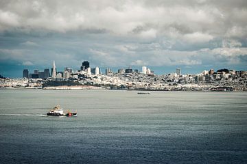 San Francisco Skyline with the U.S. Coast Guard | Panoramic photo by RB-Photography