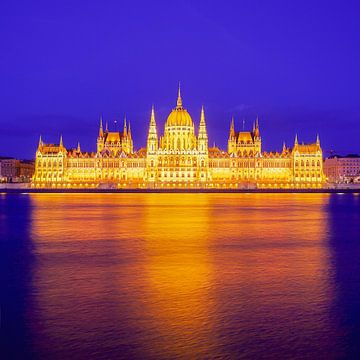 Parlement Boedapest Hongarije van Patrick Lohmüller