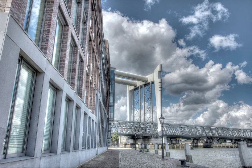 Dordrecht, spoorbrug van Sonia Alhambra Mosquera