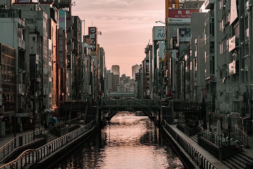 Osaka by Hello Pompoyo